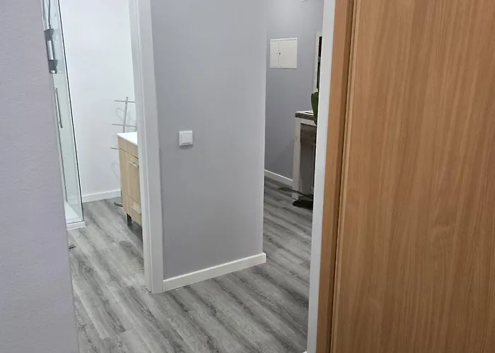 - Sol Da Rocha Портиман